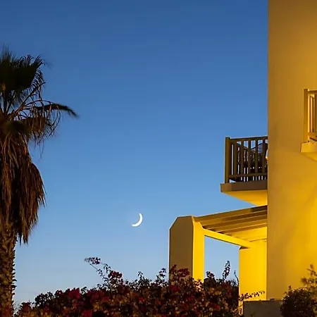 Akrotiri Hotell Krotiri