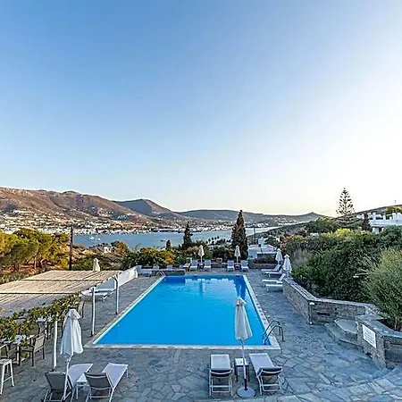 Akrotiri Hotell Krotiri